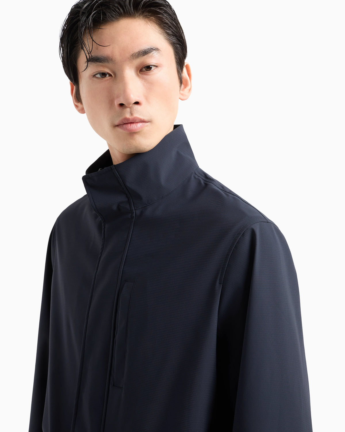 Travel Essentials water-repellent nylon blouson