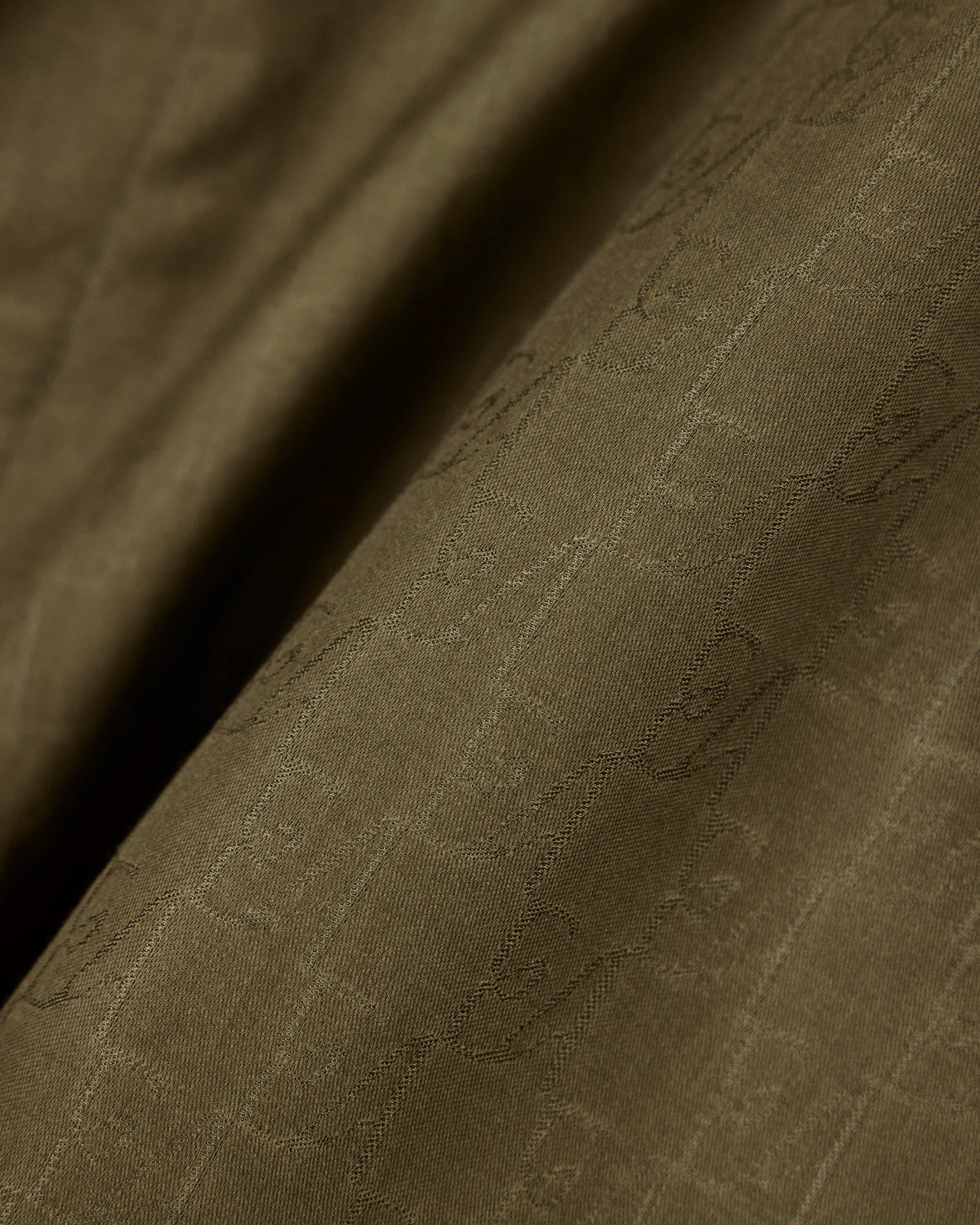 Bermuda shorts in Tencel jacquard with a regular fit