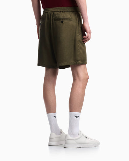Bermuda shorts in Tencel jacquard with a regular fit