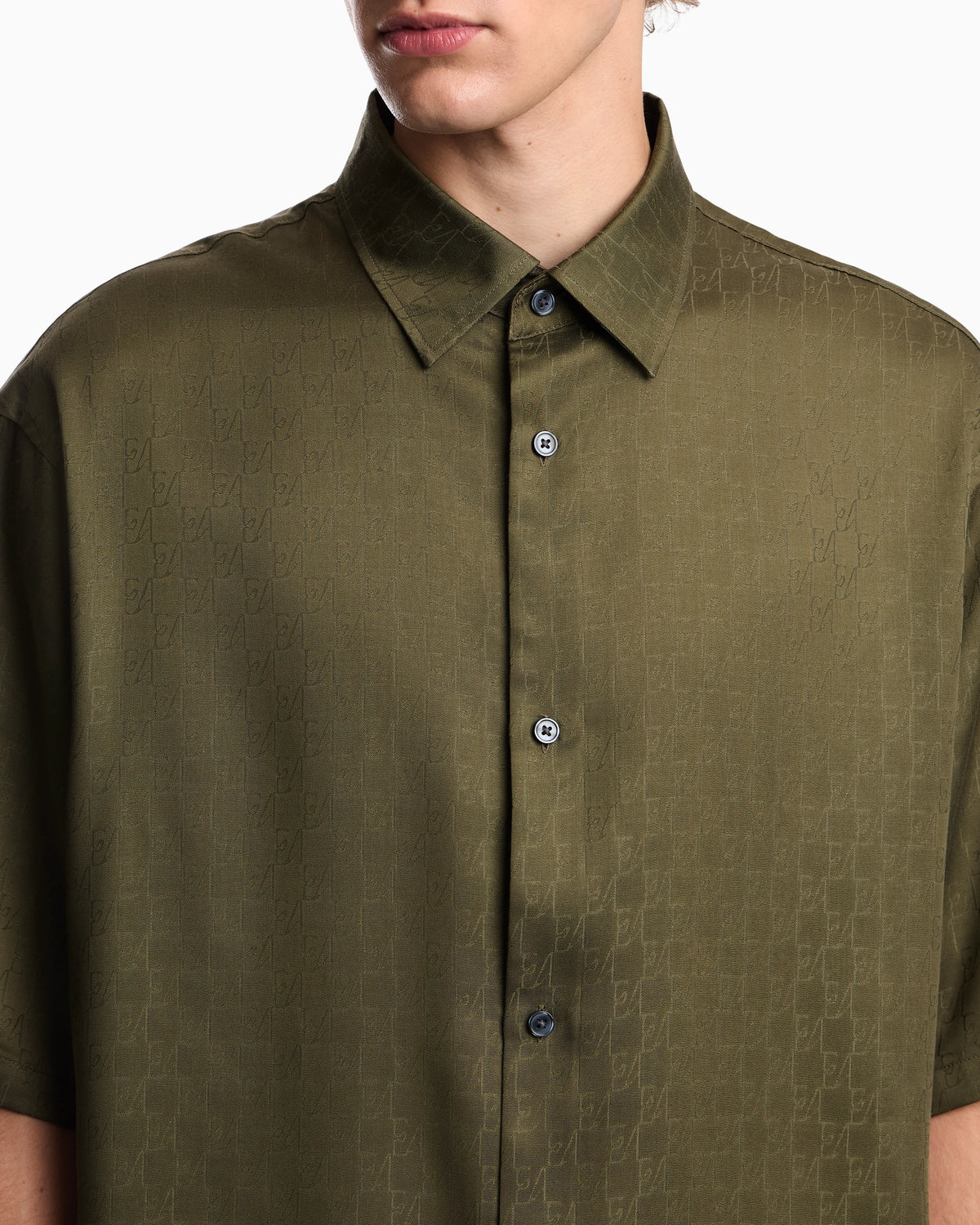 Shirt in lyocell jacquard with a regular fit