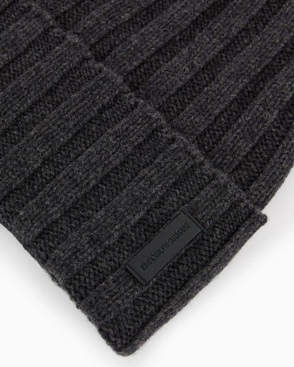 Pure cashmere, ribbed beanie