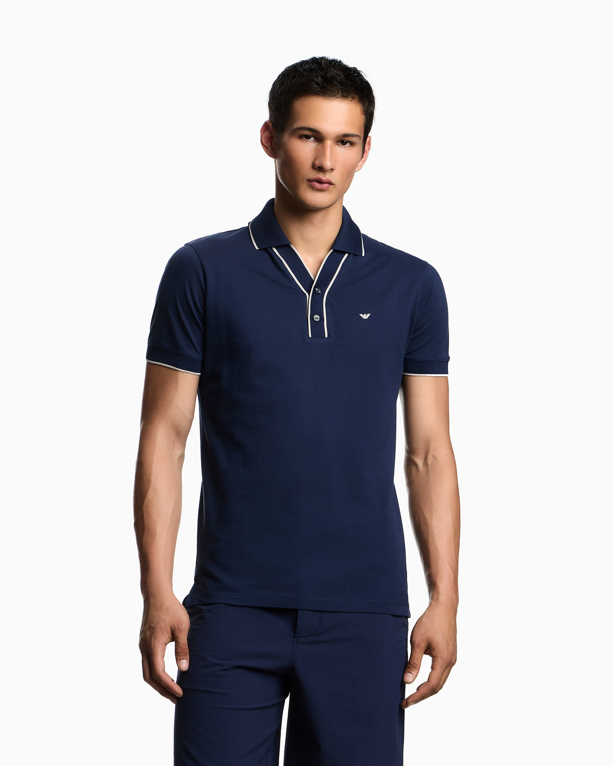 Piqué polo shirt with contrasting edges