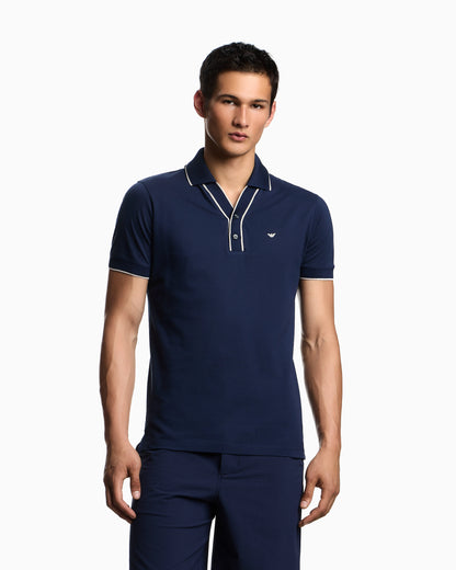 Piqué polo shirt with contrasting edges