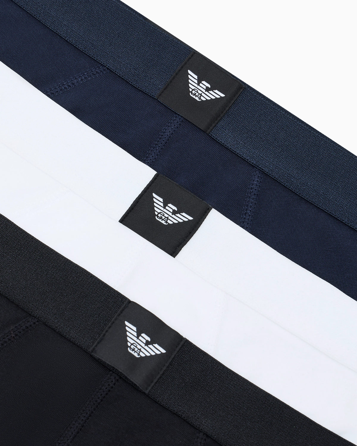 Three-pack of cotton jersey briefs with logo label