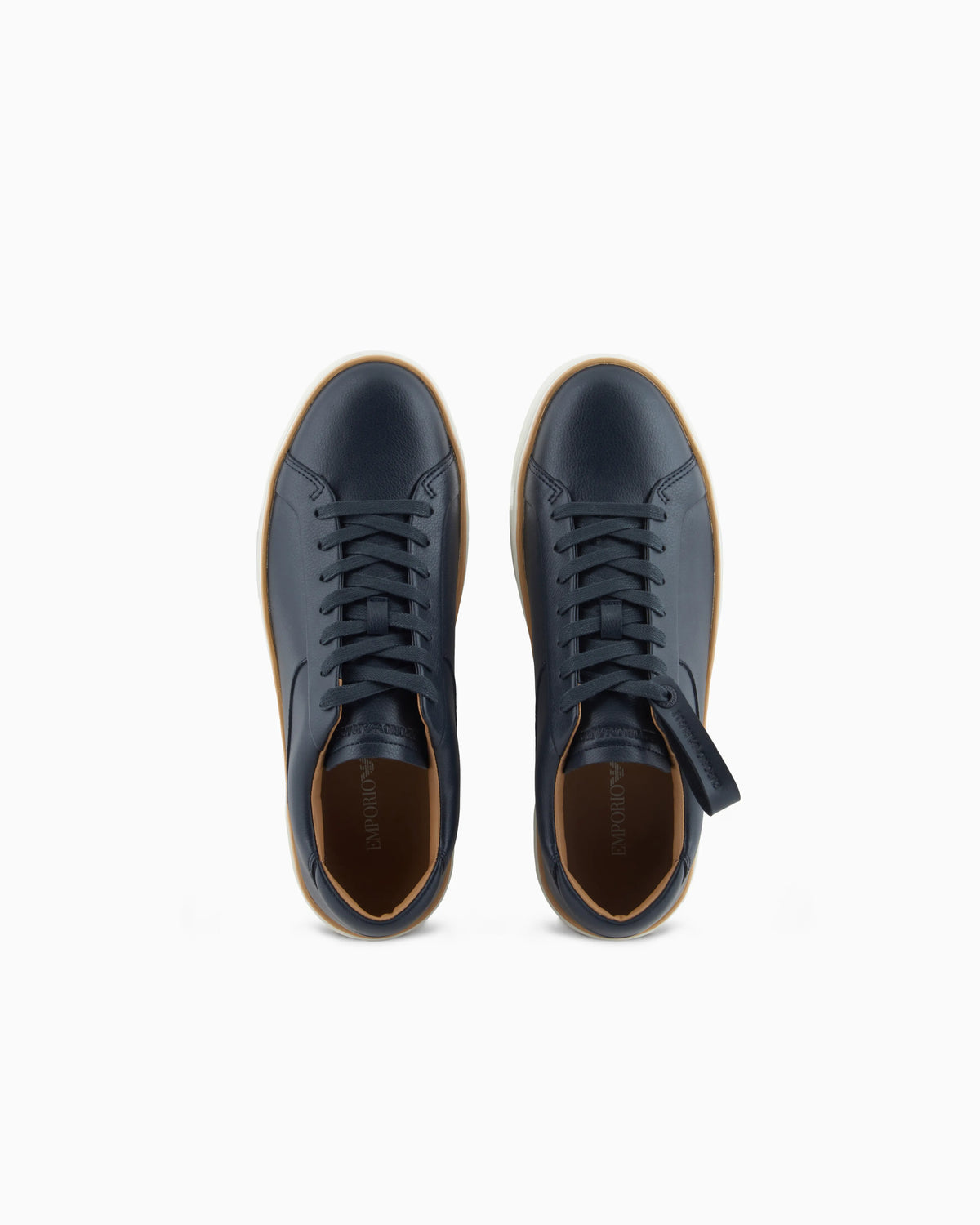Leather sneakers with a contrasting welt