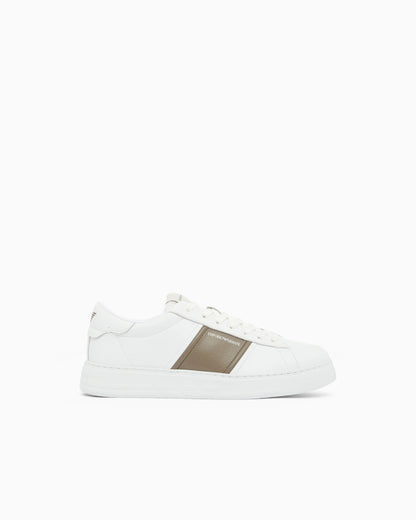 Leather sneakers with an embossed logo and contrasting panel