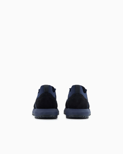 Low-top sneakers in suede and mesh with a rubber sole