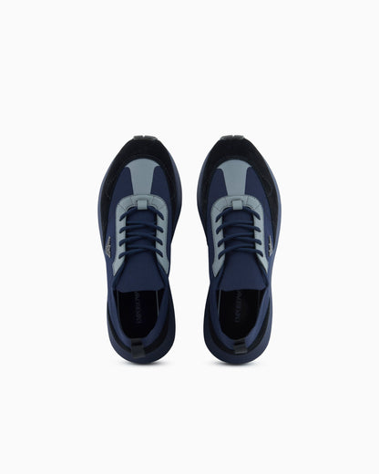 Low-top sneakers in suede and mesh with a rubber sole