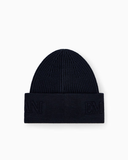 Beanie hat in ribbed virgin wool with embossed logo on cuff