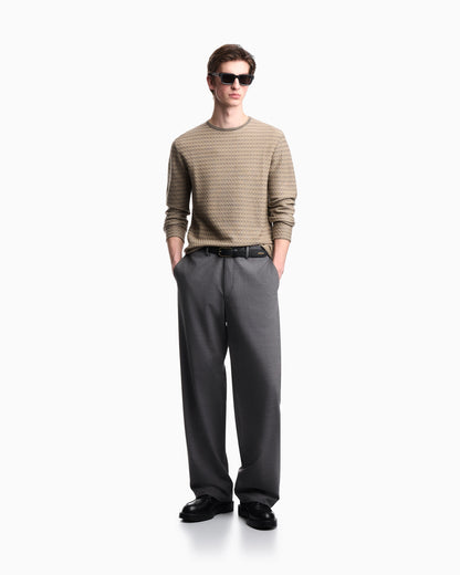 Icon virgin-wool jumper with a two-tone chevron motif