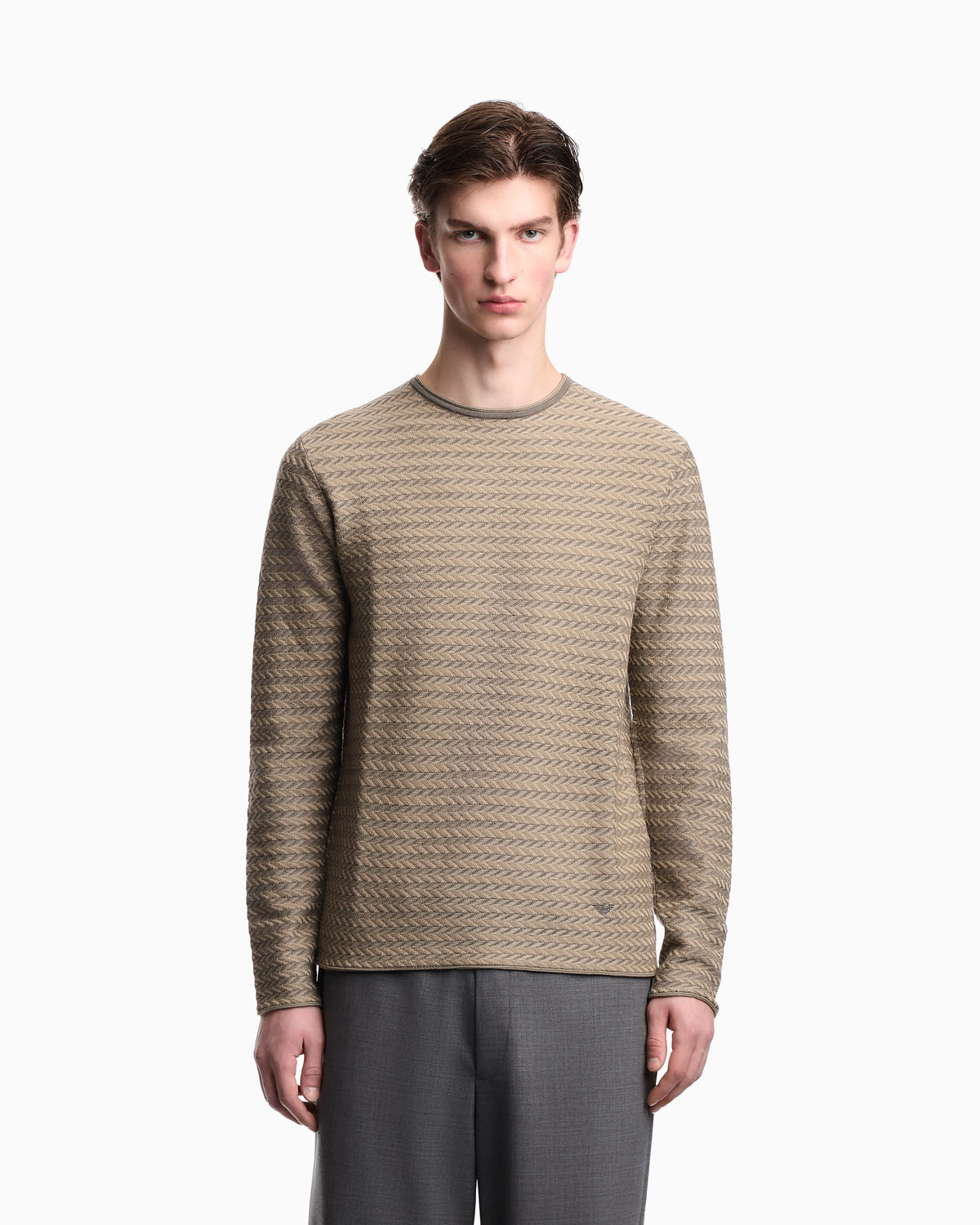 Icon virgin-wool jumper with a two-tone chevron motif