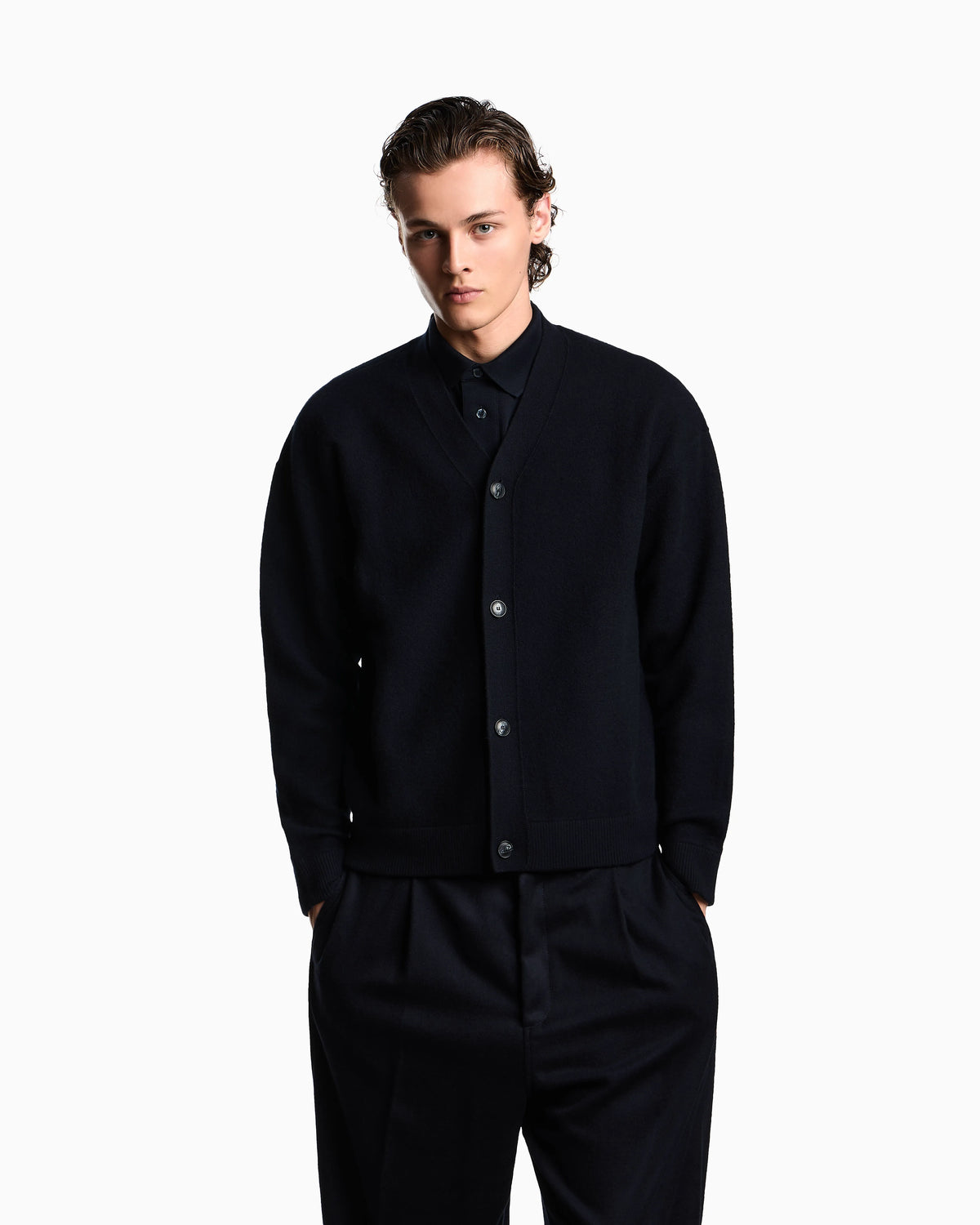 V-neck cardigan made of plush-knit virgin wool