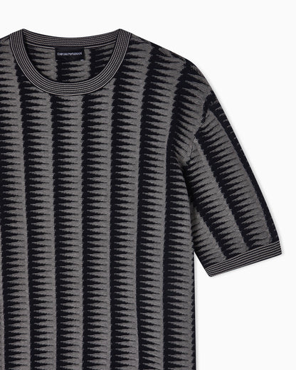 Jumper with two-toned jacquard motif