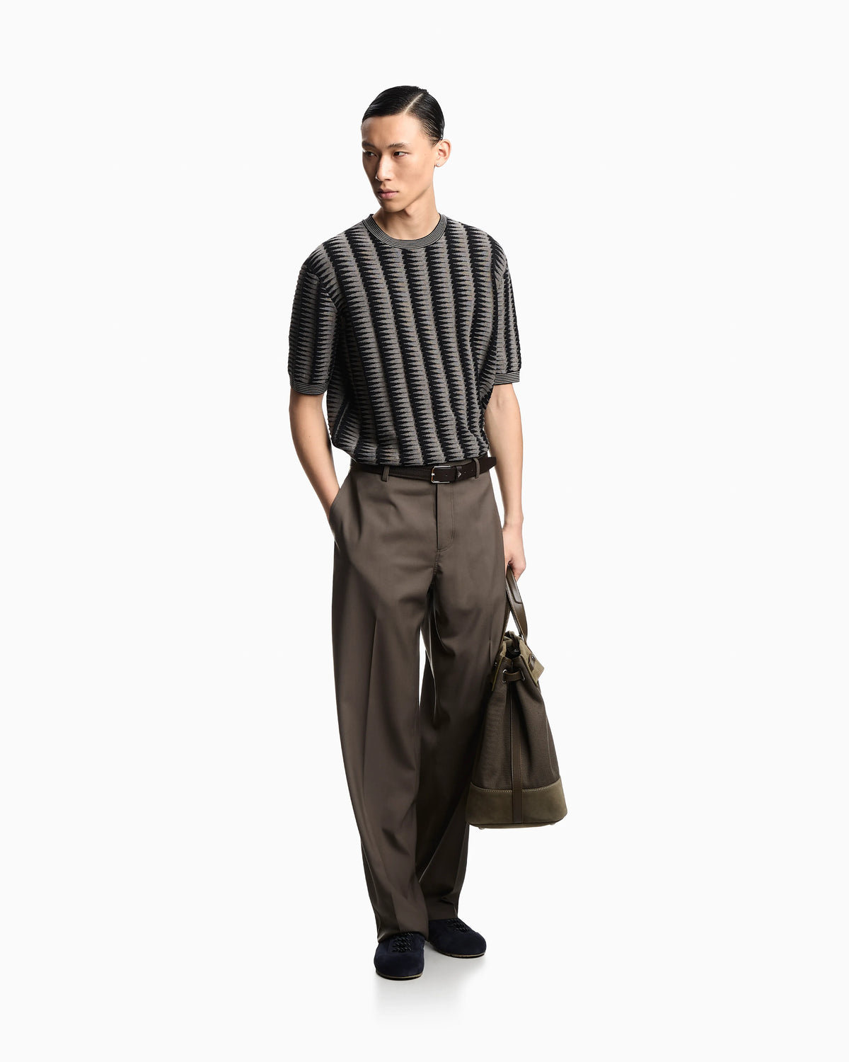 Jumper with two-toned jacquard motif