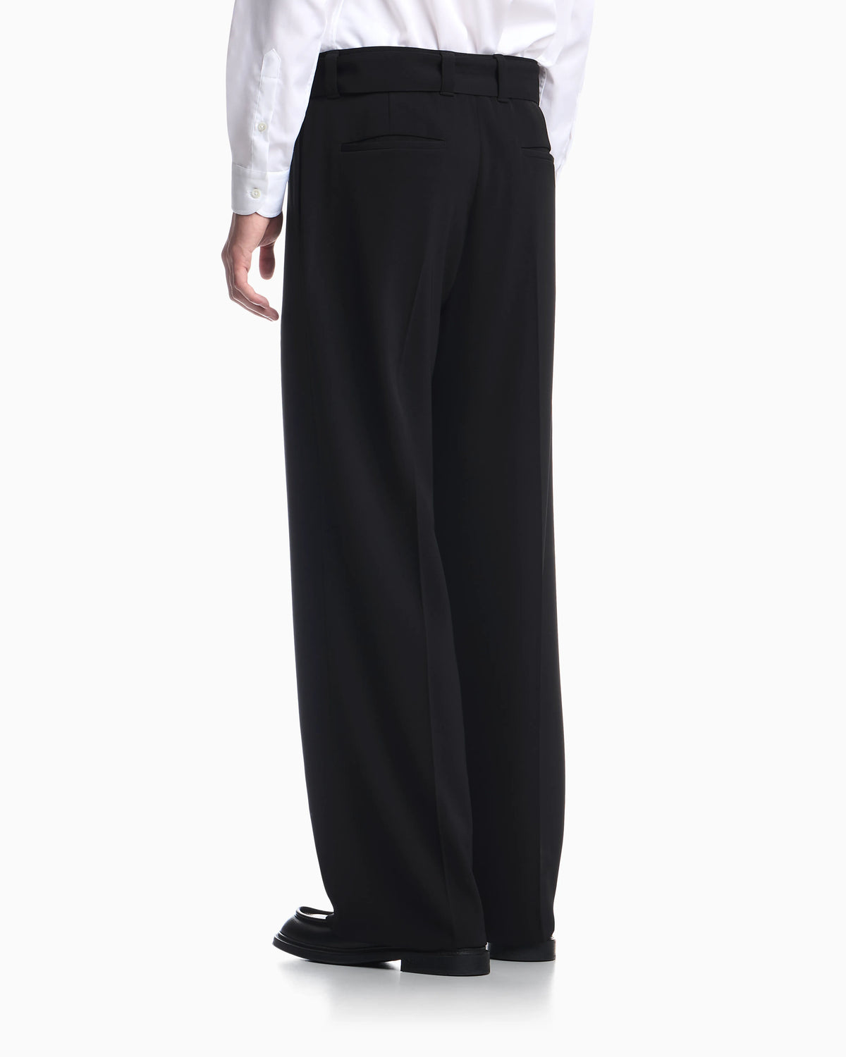 Trousers in stretch twill
