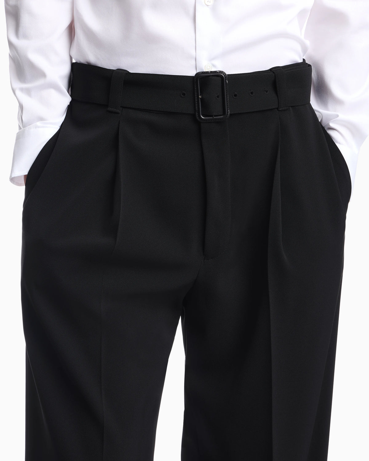 Trousers in stretch twill