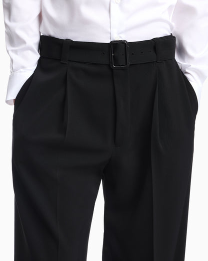 Trousers in stretch twill