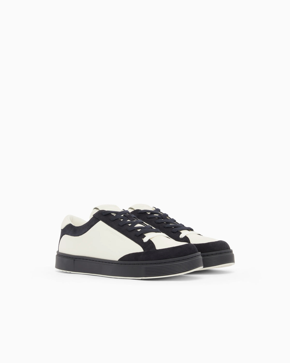Leather sneakers with suede details