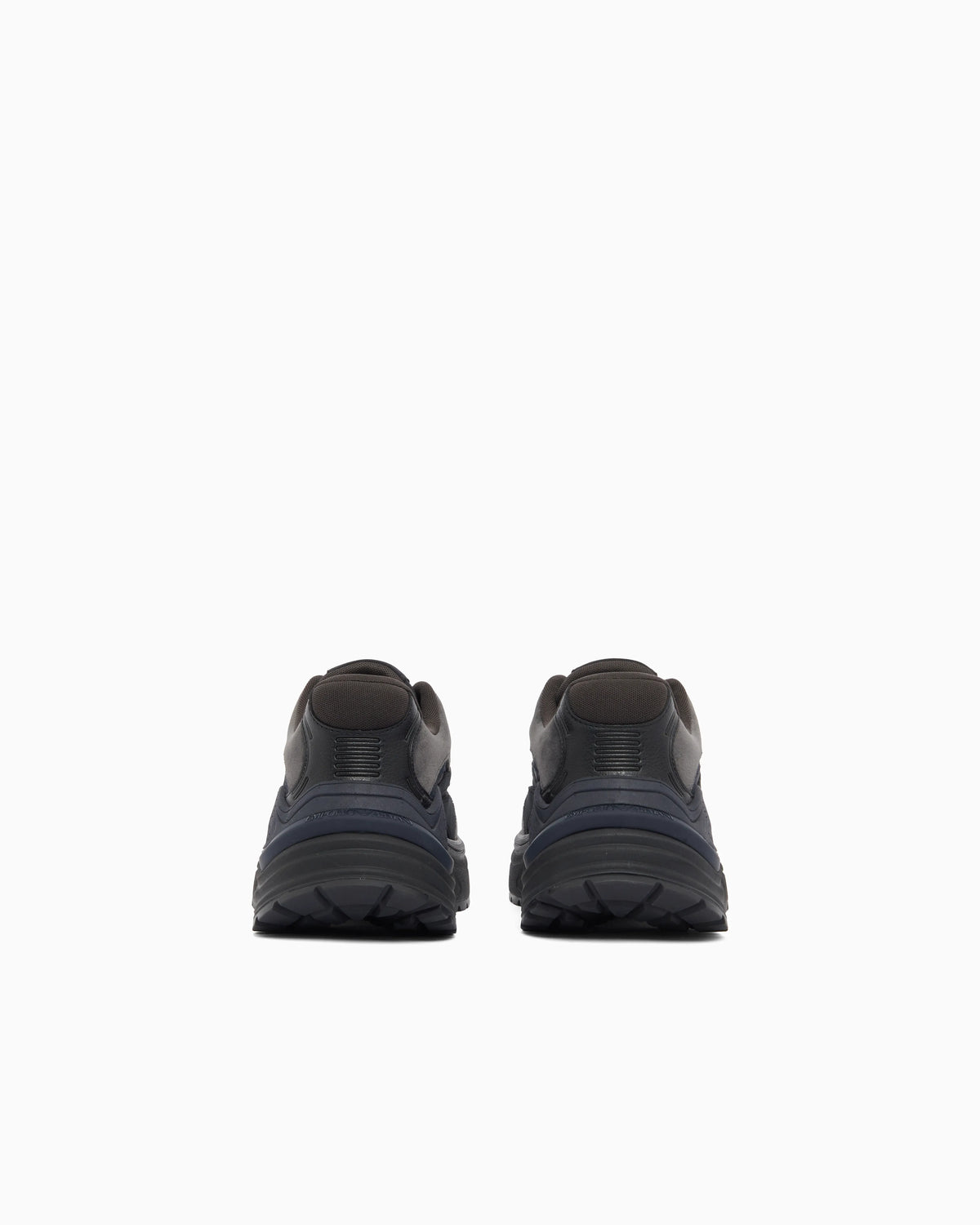Sneakers with mesh suede and a chunky rubber sole