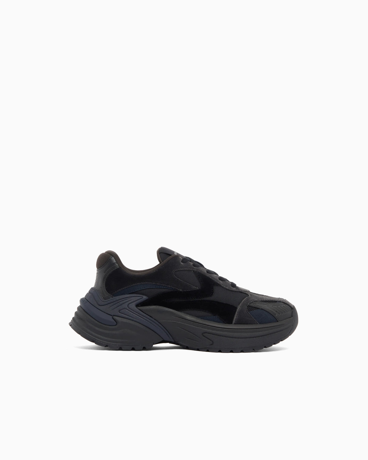 Sneakers with mesh suede and a chunky rubber sole