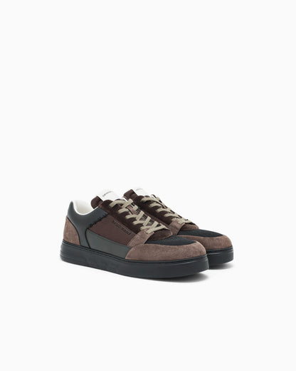 Sneakers low-top with suede and mesh upper and rubber sole