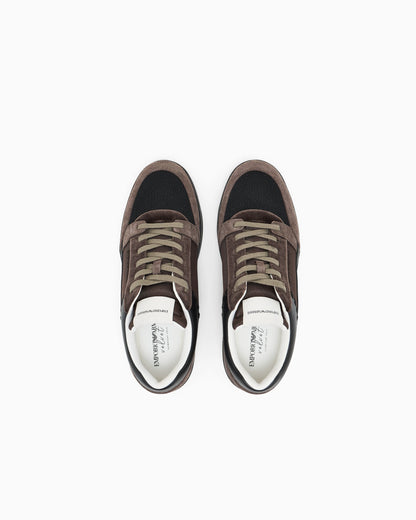 Sneakers low-top with suede and mesh upper and rubber sole