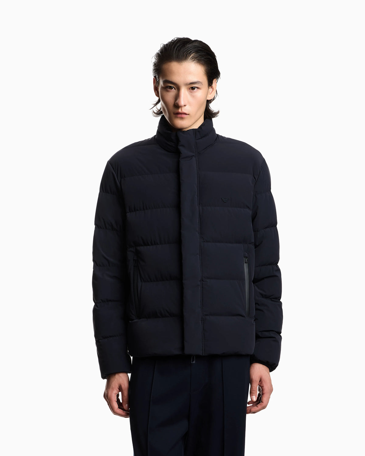 Water-repellent quilted nylon spandex down jacket