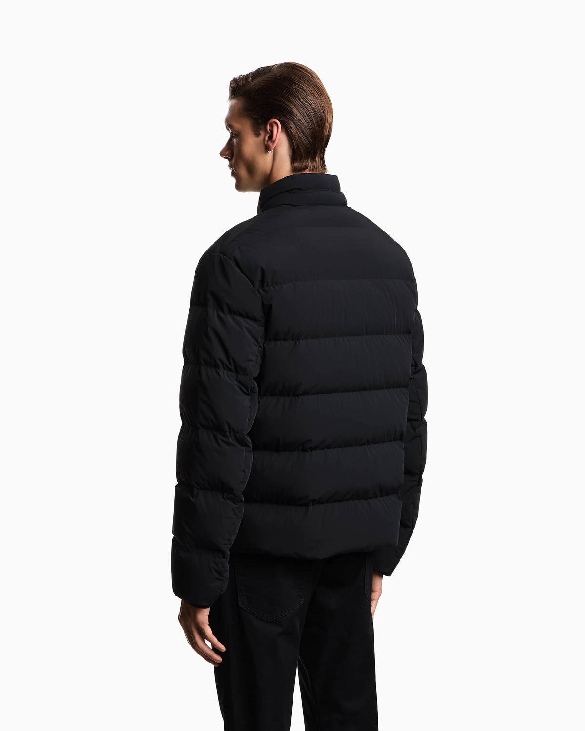 Water-repellent quilted nylon spandex down jacket