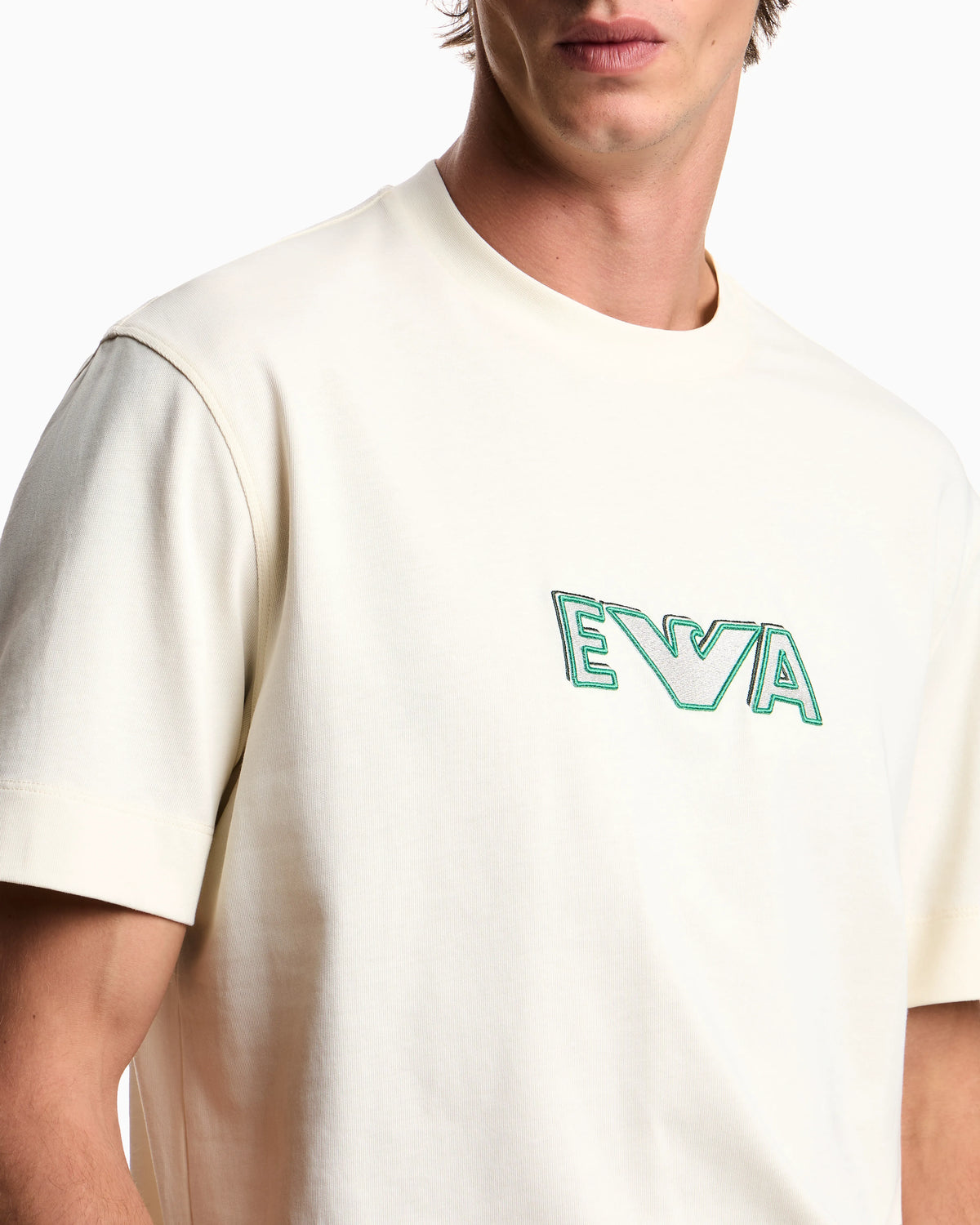 Heavy jersey T-shirt with metal logo embroidery