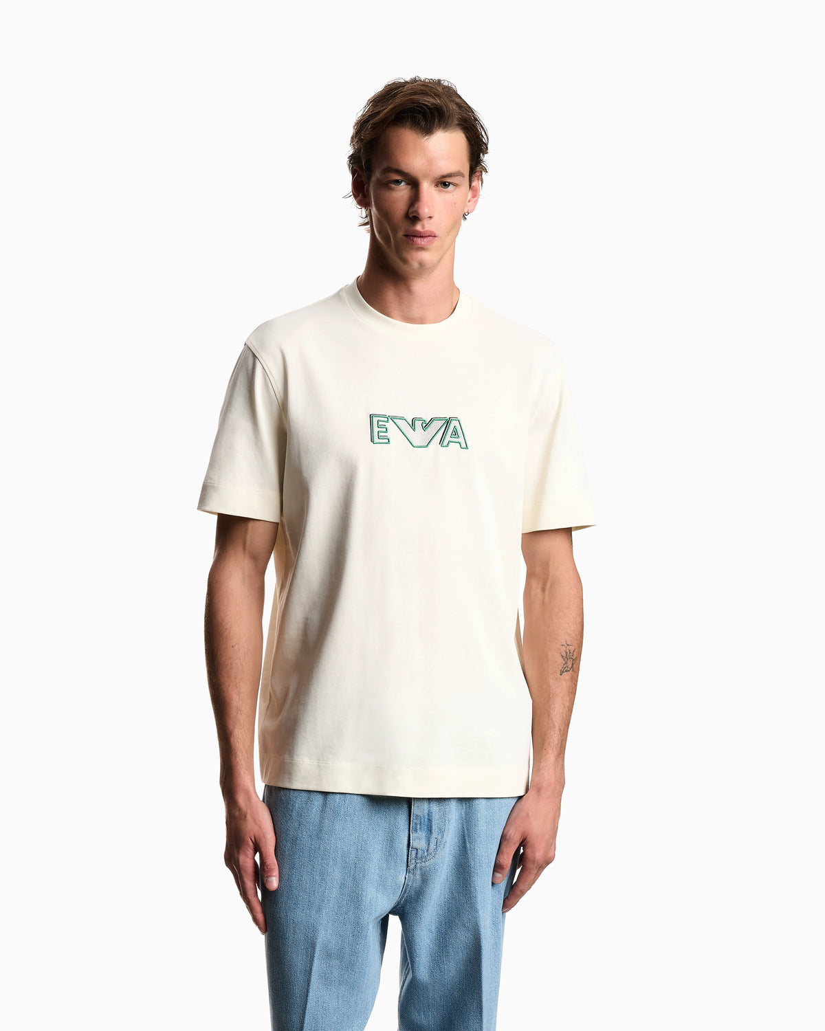 Heavy jersey T-shirt with metal logo embroidery