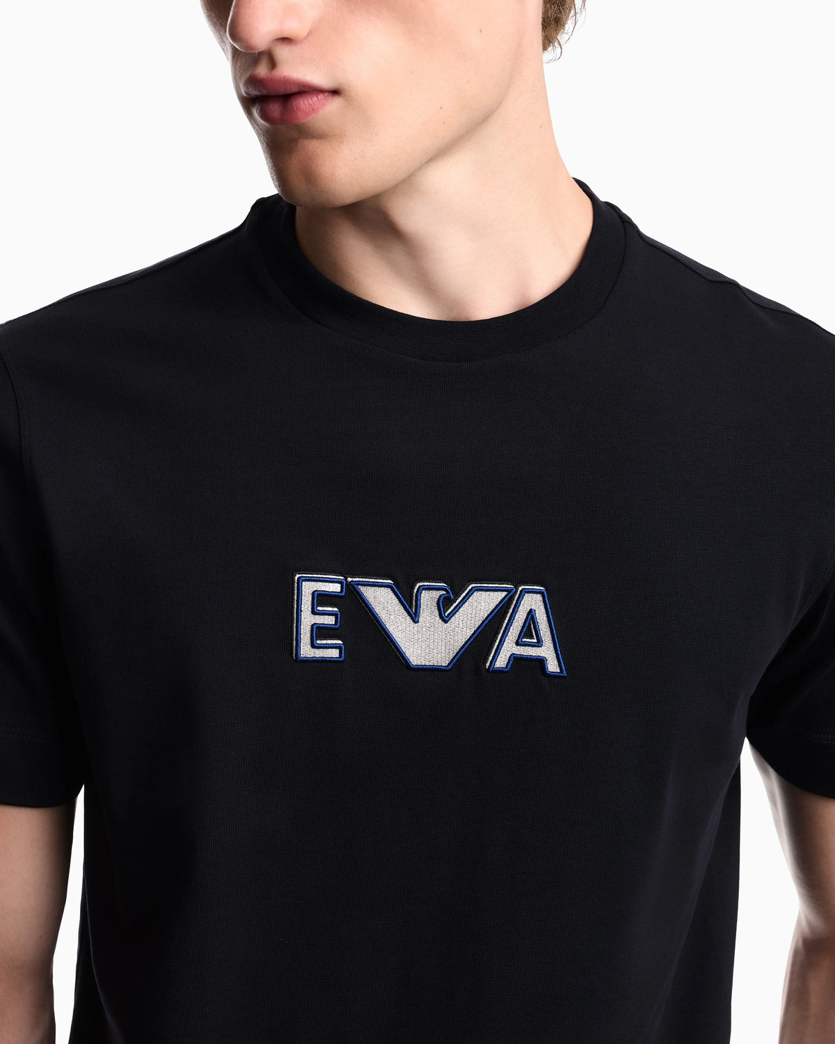Heavy jersey T-shirt with metal logo embroidery