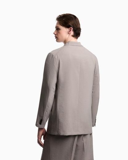 Single-breasted jacket in technical seersucker fabric