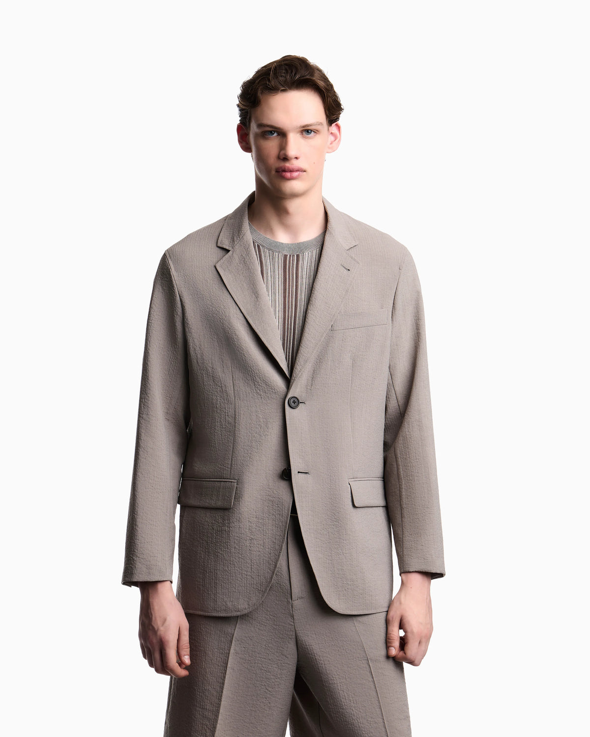 Single-breasted jacket in technical seersucker fabric