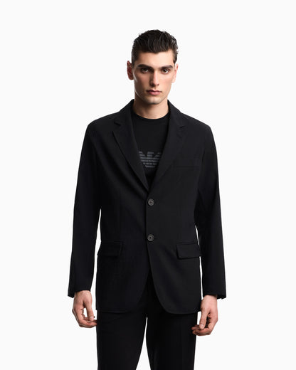 Single-breasted jacket in technical seersucker fabric