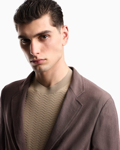Single-breasted jacket in 3D wrinkle-effect crêpe fabric