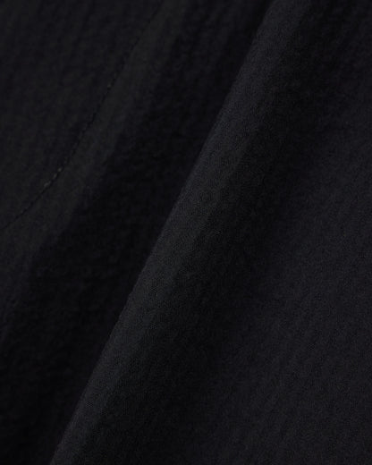 Pleated technical seersucker fabric trousers