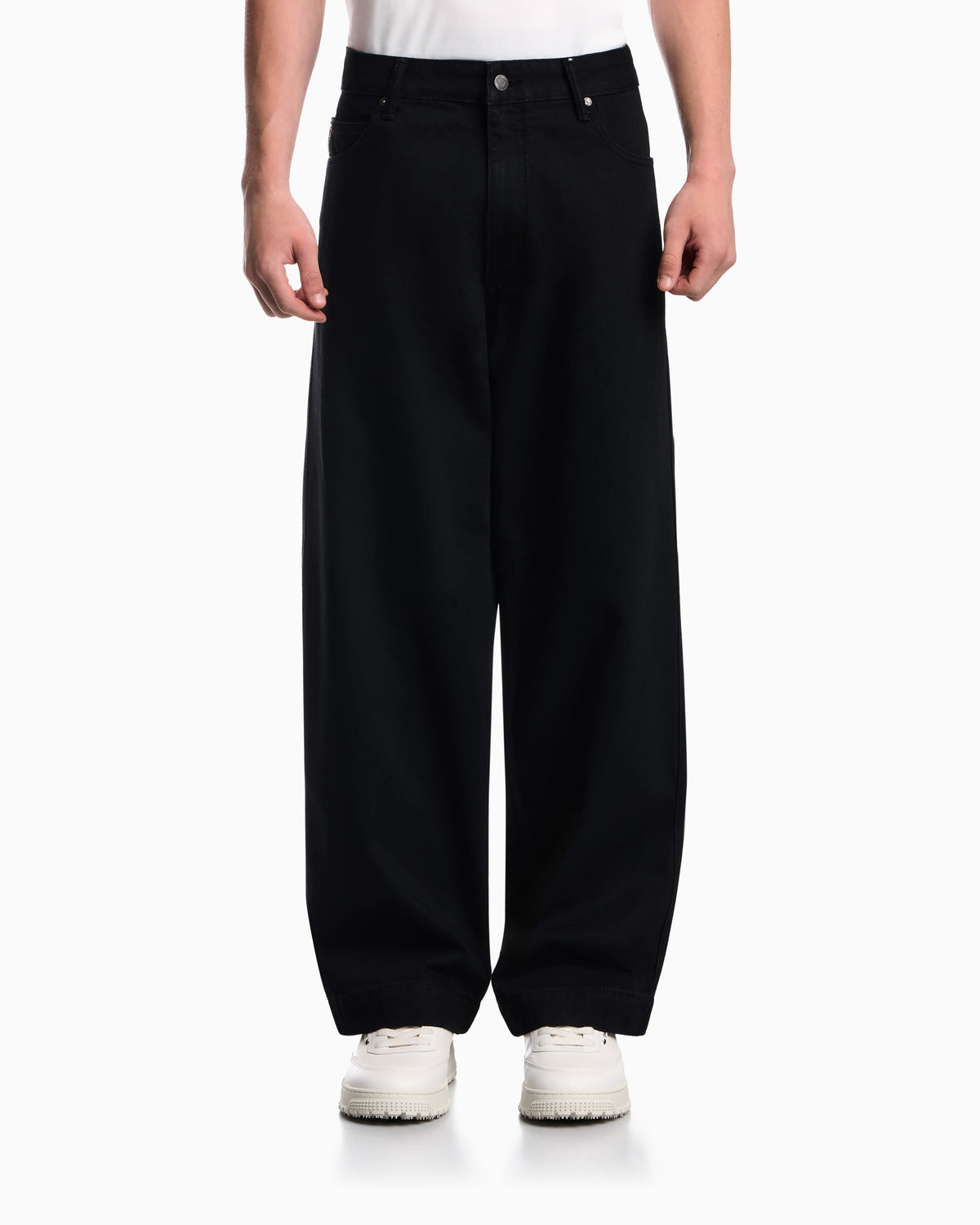 Wide-leg five-pocket jeans in light enzyme wash denim