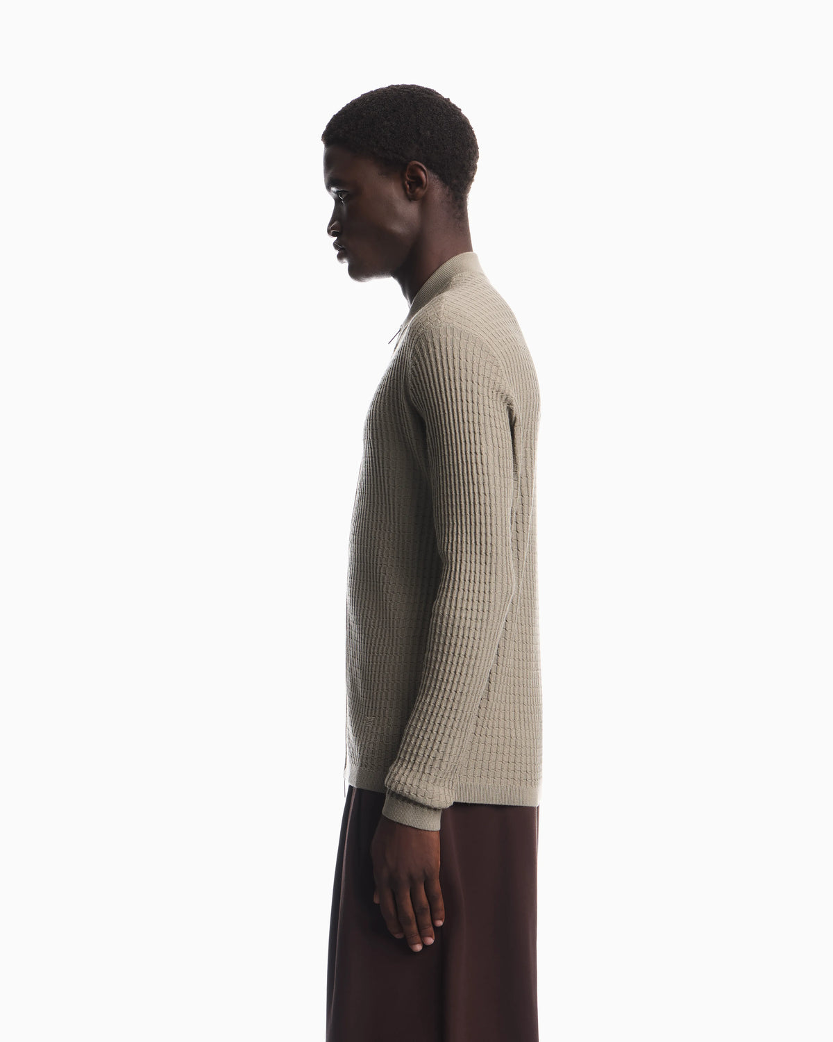 Virgin wool cardigan with a regular fit and fancy stitch