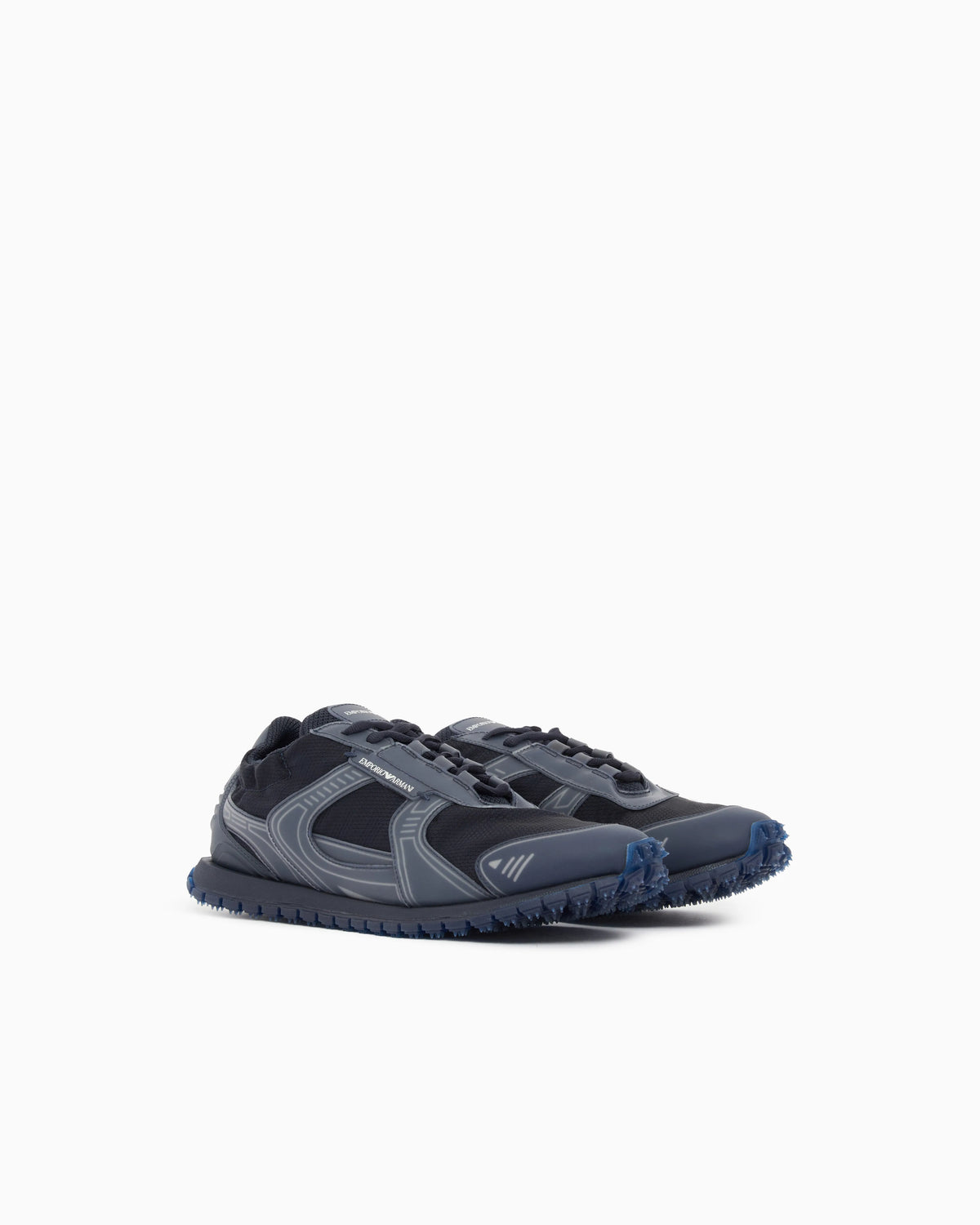 Sneakers in ripstop and mesh with textured rubber sole