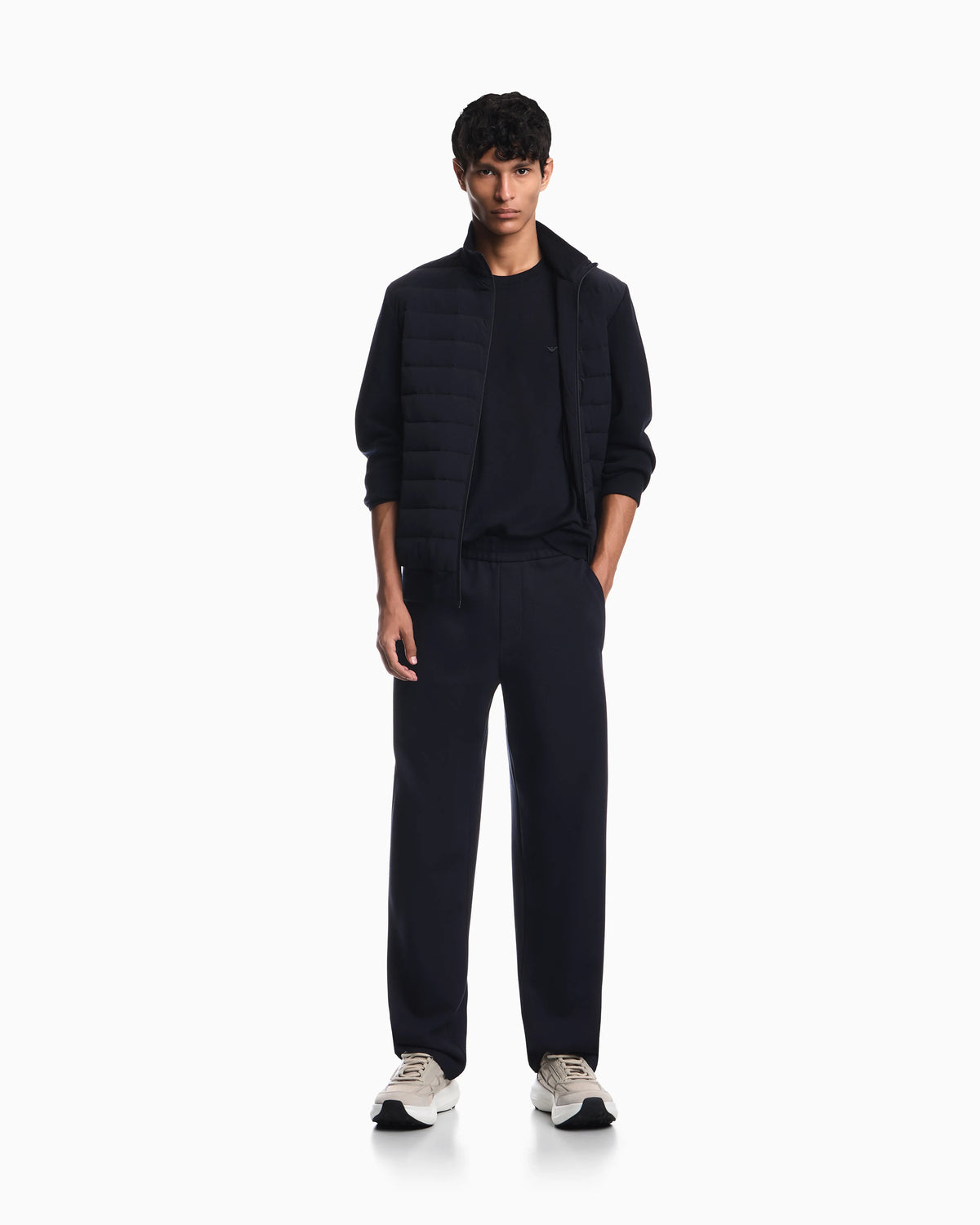 Travel Essential smooth wool sweater