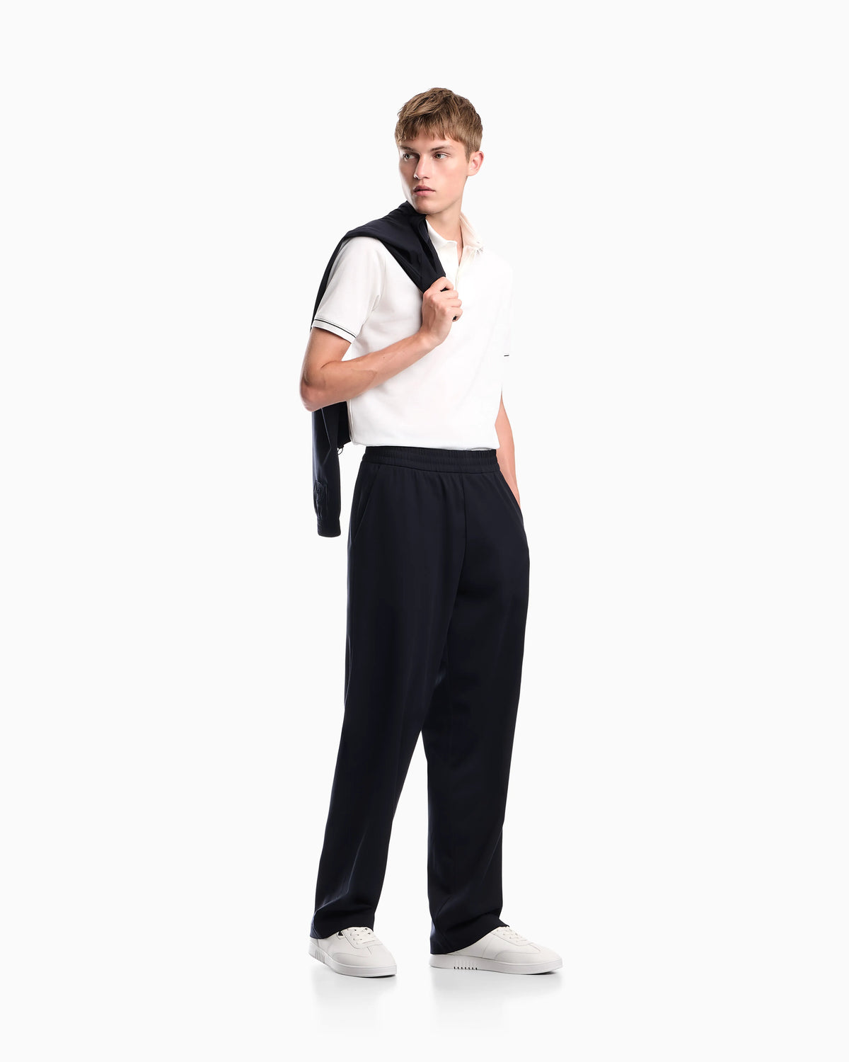 Piqué polo shirt with stripe detail on the collar