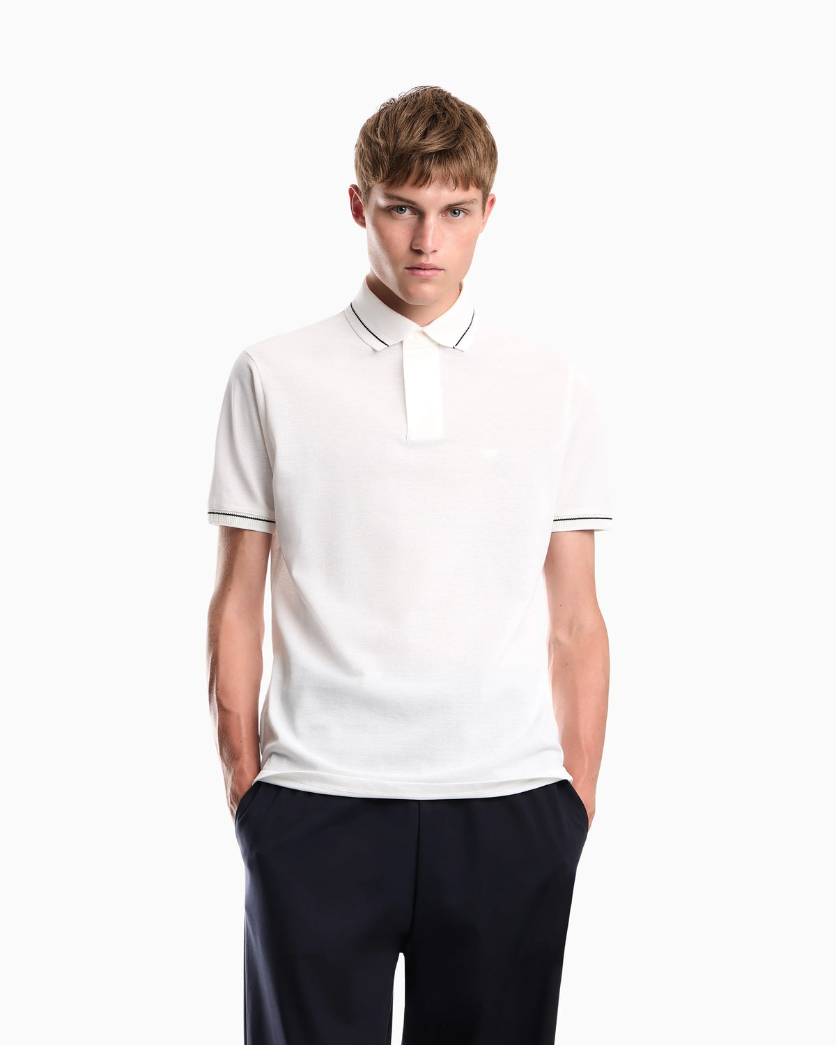 Piqué polo shirt with stripe detail on the collar
