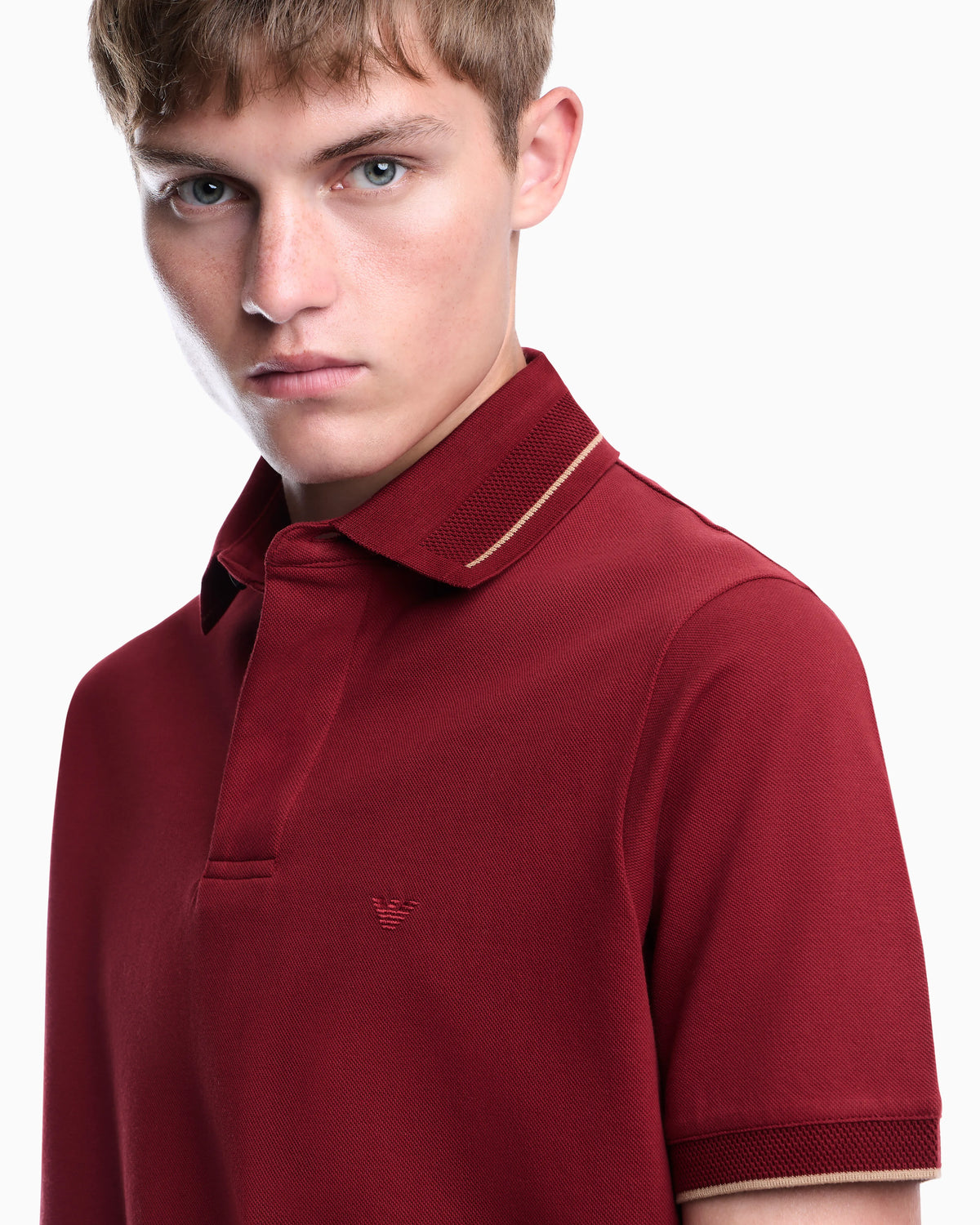 Piqué polo shirt with stripe detail on the collar