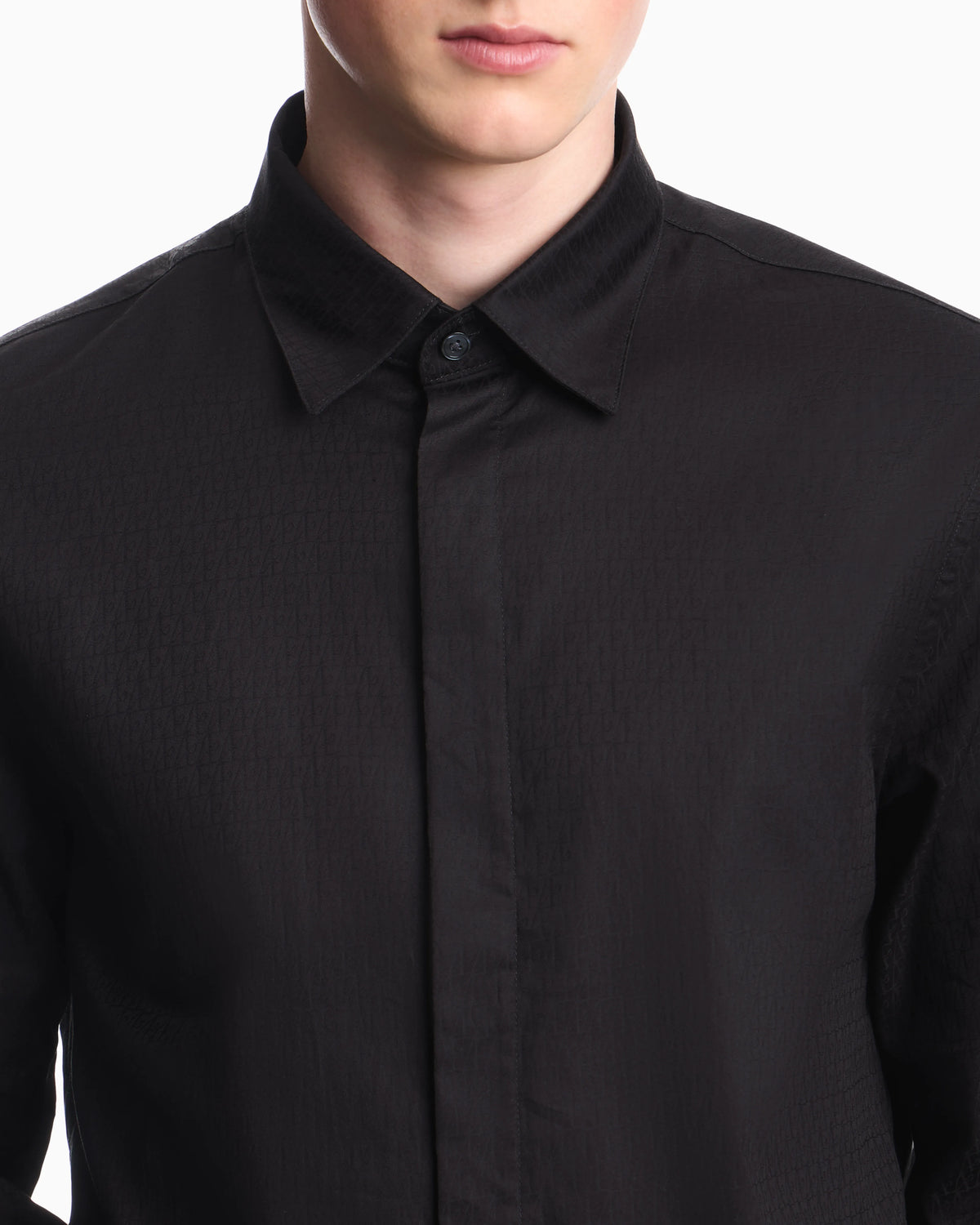 Regular fit shirt in cotton jacquard