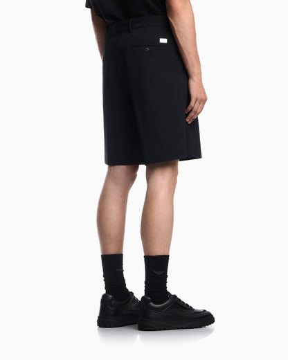 Bermuda shorts in seersucker with down and feather padding