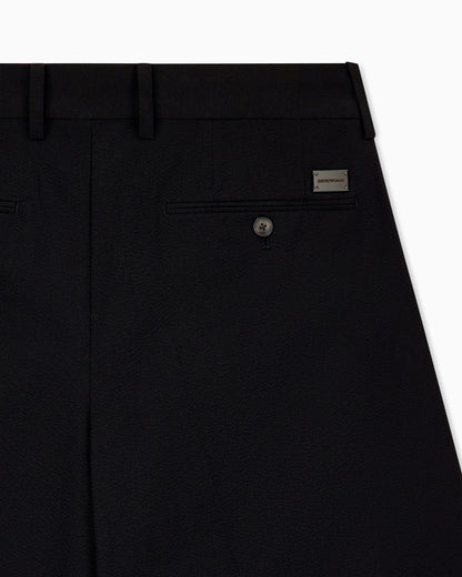 Bermuda shorts in seersucker with down and feather padding
