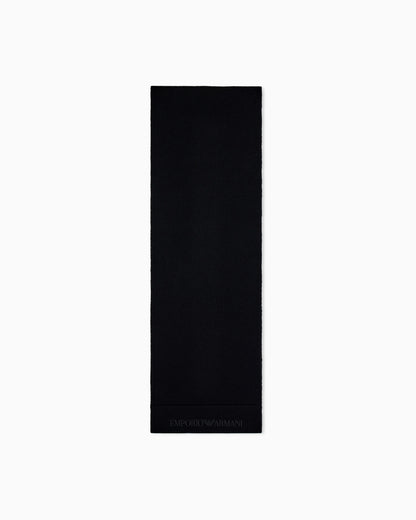 Ribbed virgin wool scarf with an embossed logo