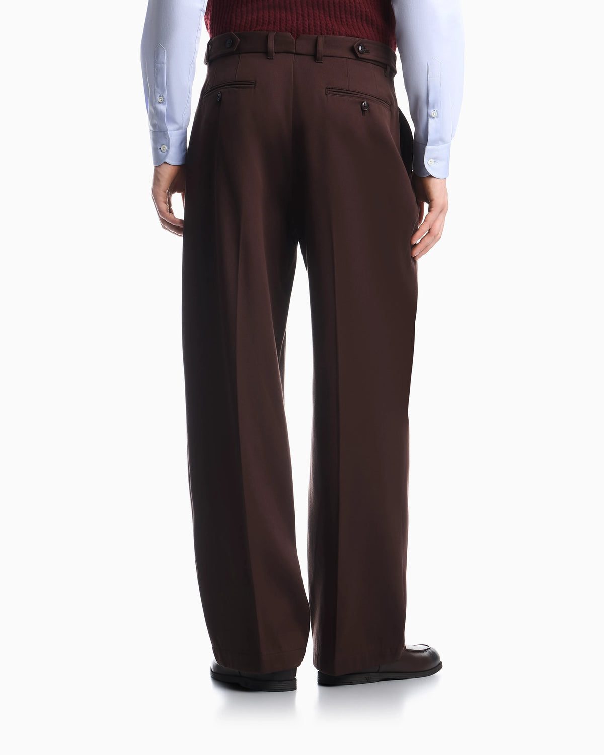 Pleated cotton trousers with a high waist and straight leg