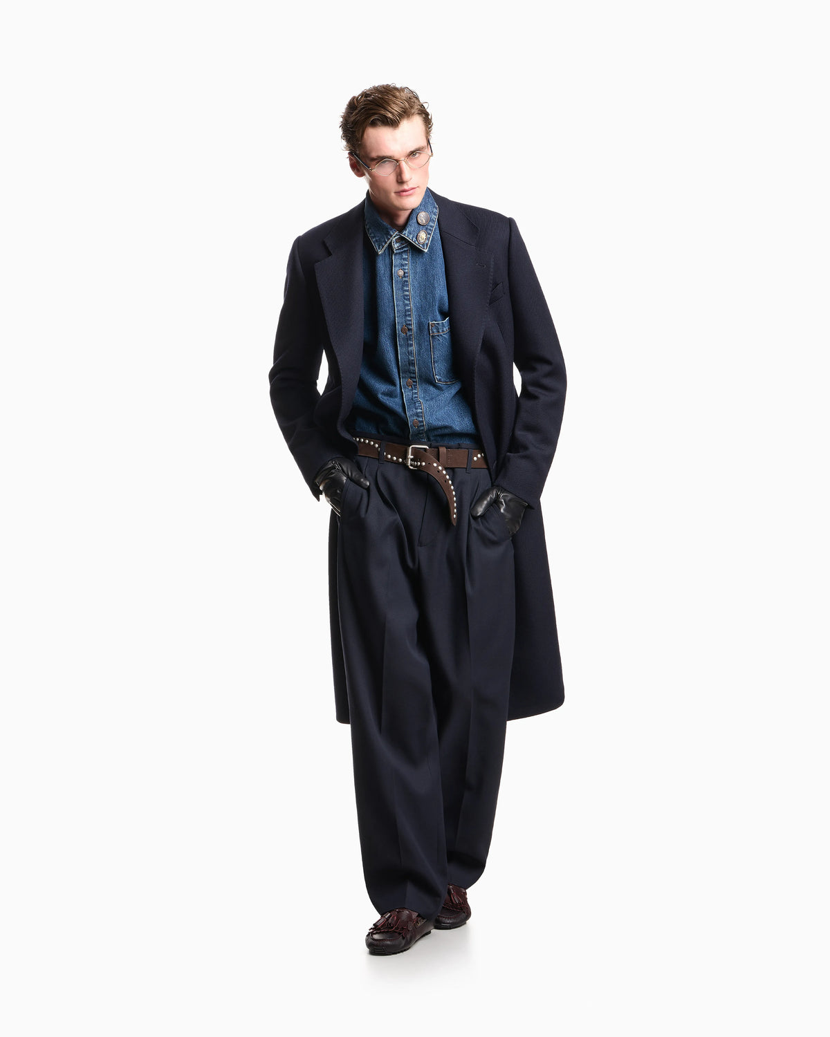 Single-breasted overcoat in virgin wool tricotine