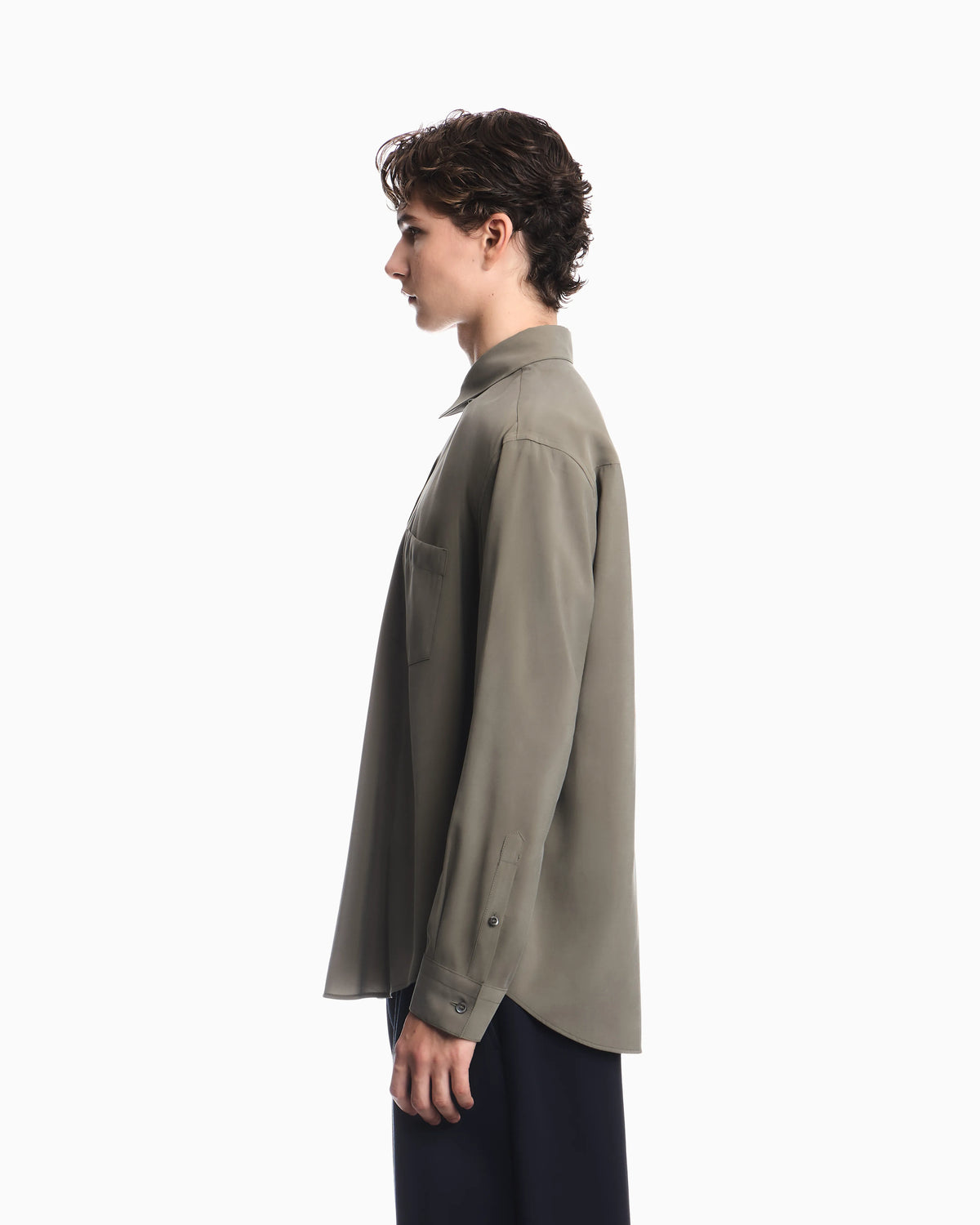 Viscose long-sleeve shirt with a chest pocket